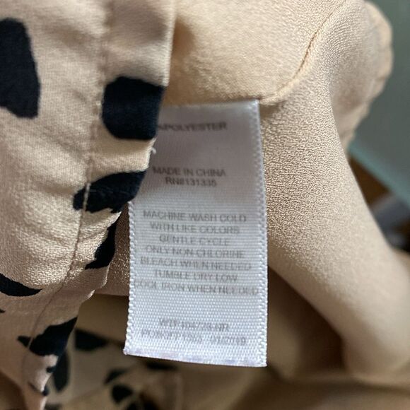 Socialite Leopard Cami Scalloped Vneck Tank - Picture 10 of 11